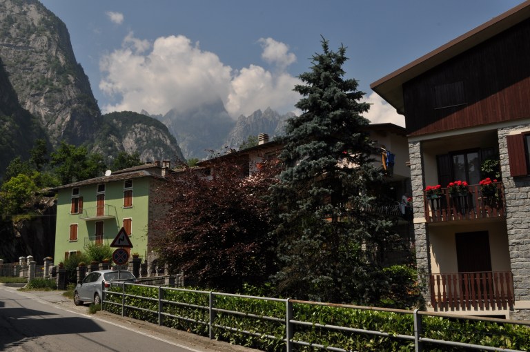 Ensimmäiset näkymät Val Masinon laaksosta