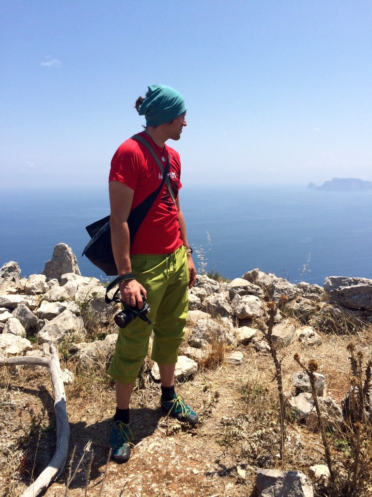 Mutta kun seurailee sitä polun tyyppistä, niin pääsee...