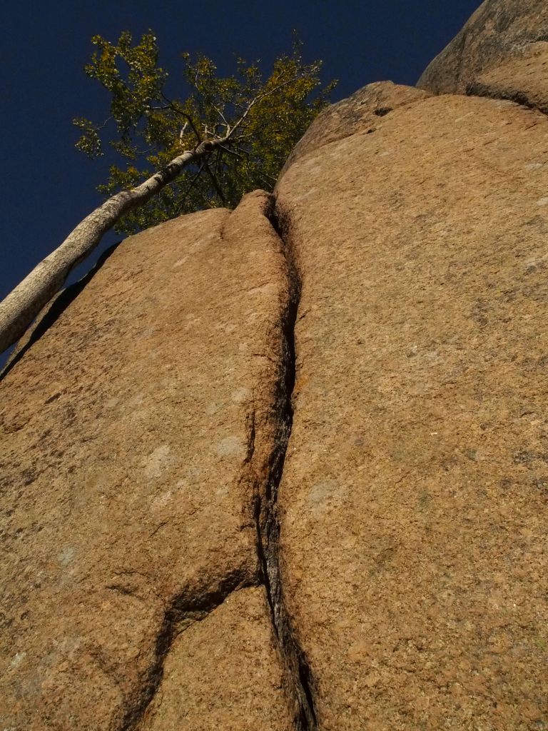 Säkkipilli en gång till, ja tällä kertaahan se vihdoin meni! Lisäjännitystä nousuun toi kamuun klipattu jammihanska.