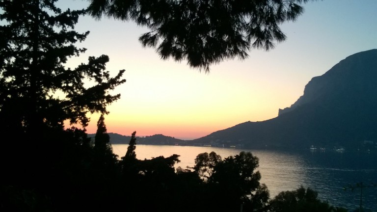 wp_20161001_19_12_35_pro